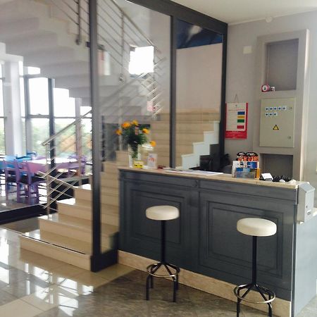 Hostel Ceska Beseda Риека Экстерьер фото