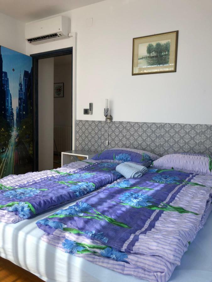 Hostel Ceska Beseda Риека Экстерьер фото