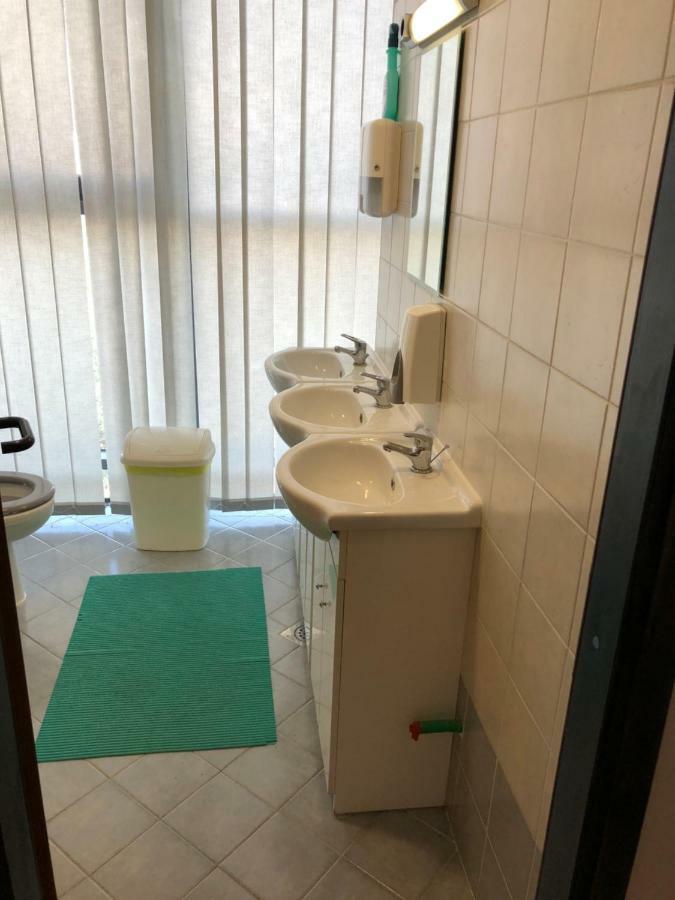 Hostel Ceska Beseda Риека Экстерьер фото