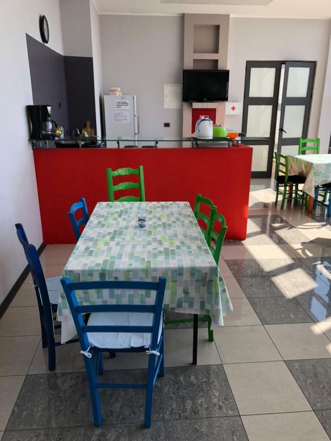 Hostel Ceska Beseda Риека Экстерьер фото