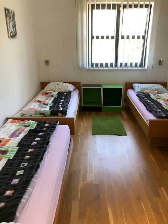 Hostel Ceska Beseda Риека Экстерьер фото